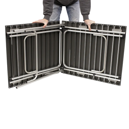 Slim-Fold Table