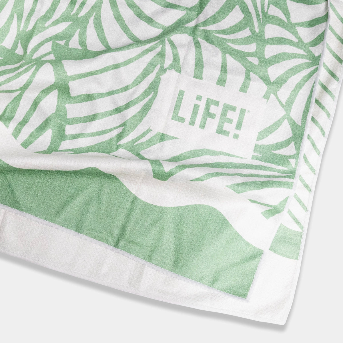 EdenMaxiSandFreeTowel_007BG.webp